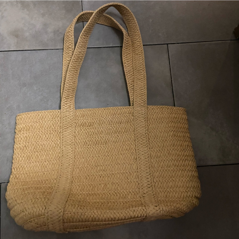 Draper James Tan Wicker Tote.never used